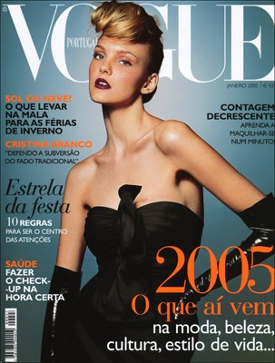 [caroline-trentini-vogue-portugal-jan05[5].jpg]