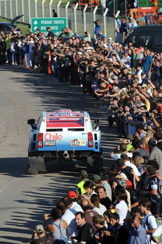 [rally_colon0201105_67971[4].jpg]