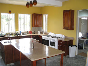 The other side of the kitchen.