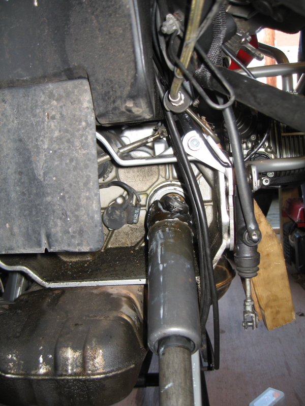 removing drive shaft from gearbox output shaft?