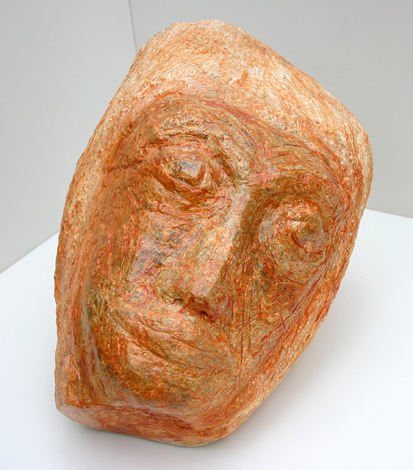 notre dame des anges, 2006 (serpentijn, acryl)
