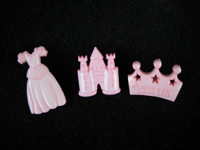 [princessbutton[2].jpg]
