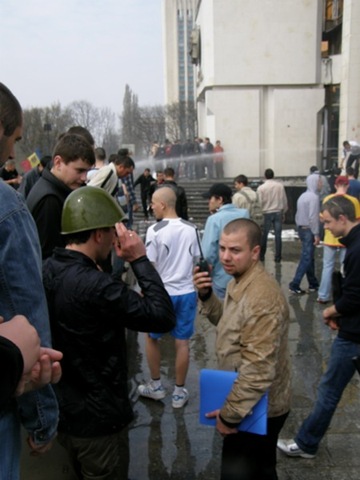 [MITING_37[13][2].jpg]