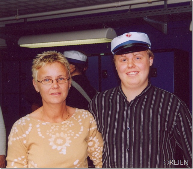 14. juni 2004, jesper og mor 14. juni 2004, jesper og mor