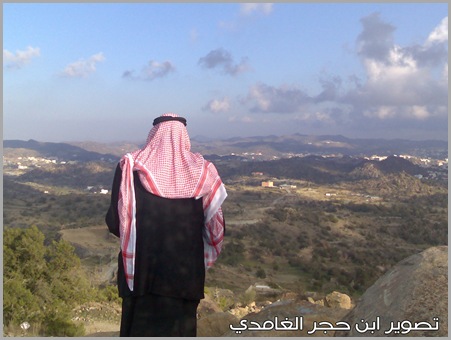 رجل واقف