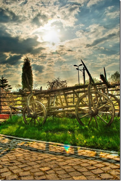 afternoon-old-cart-in-the-sun