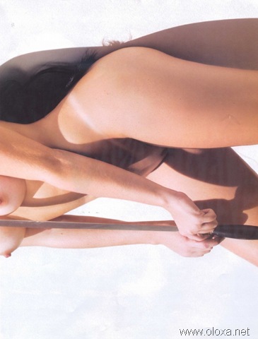 [Playboy - Brasil (2010-05)_0023_www.duckdowns.net[5].jpg]