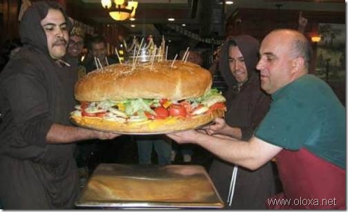 big-food-helmet-1