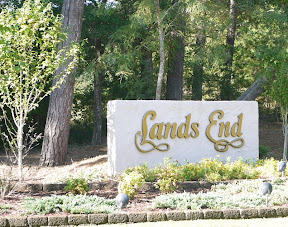 Lands End Emerald Isle - Entrance