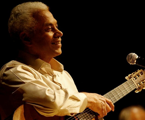 [PAULINHO DA VIOLA[3].jpg]