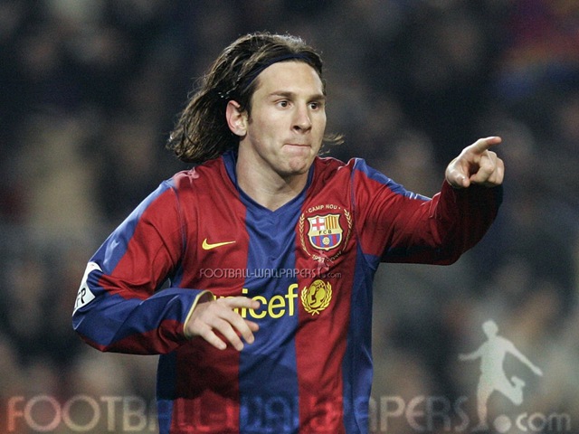 [messi_13_1024x768[2].jpg]