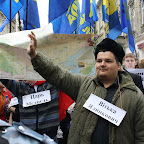Януковича вітає його театральний двійник