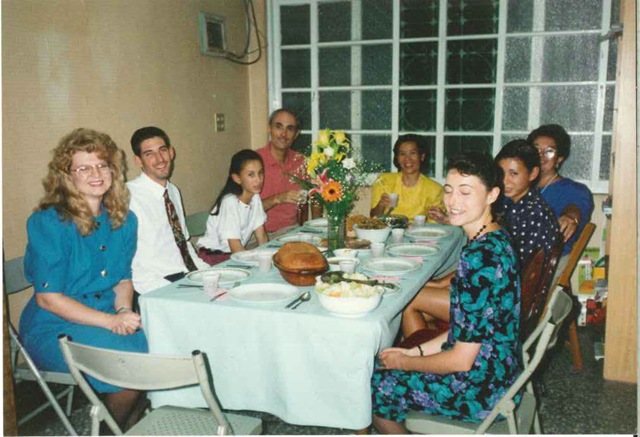 [Thanksgiving Taiwan 1993 - the guests[14].jpg]