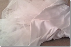 wedding dress crinolin