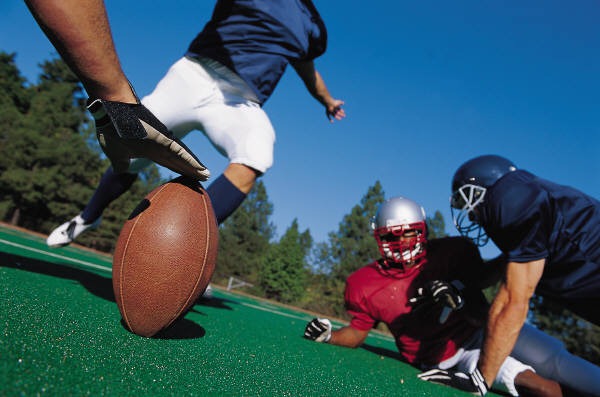 [football[4].jpg]