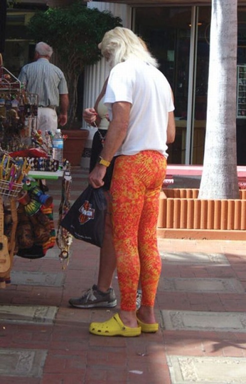 [tight_clothes_6[8].jpg]