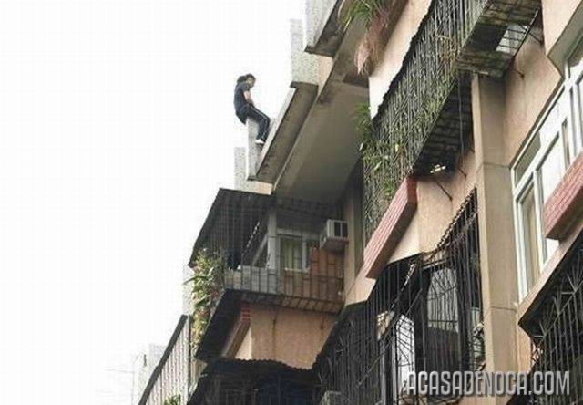 [rescuer_01[7].jpg]