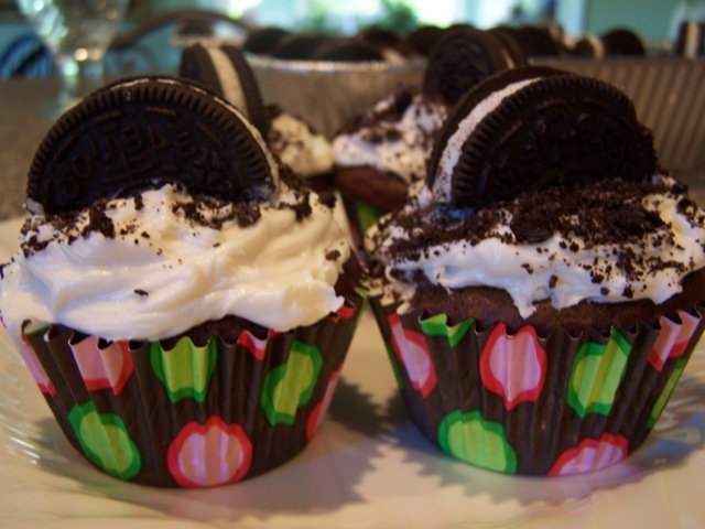 [Oreo cupcakes 019[3].jpg]