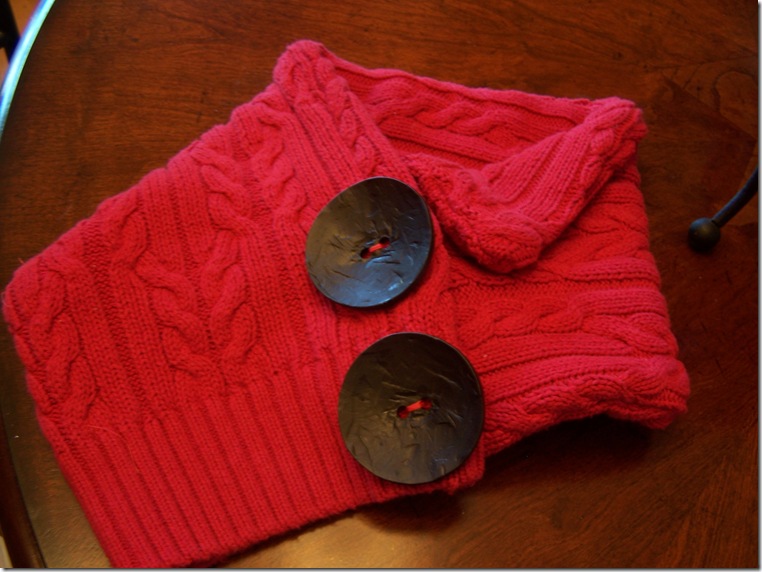 Red Sweater Recycle 017