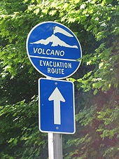 [Volcano_evacuation_route_sign[4].jpg]