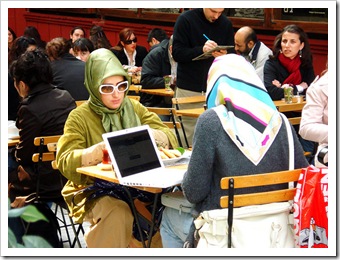 Las redes sociales fomentan la poligamia en Turquía Las redes sociales fomentan la poligamia en Turquía