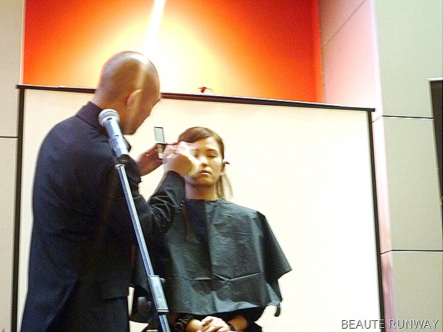 [KateCosmesticMakeupDemo48.jpg]