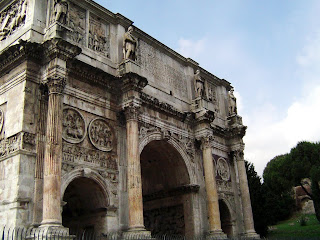 Costantinus Arch in Rome - 365 photo paths