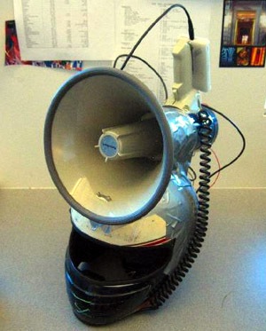[Helmet loudspeaker[3].jpg]