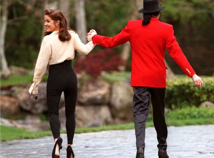 [425.jackson.michael5.082808[3].jpg]