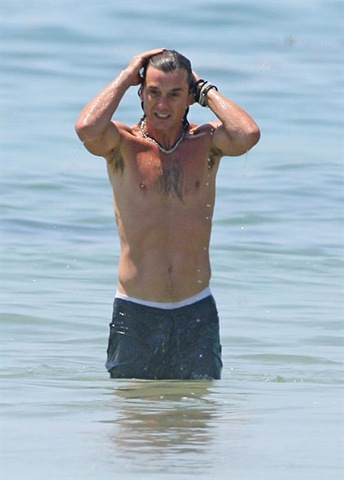 [Pop_Star_Gwen_cc9a[3].jpg]