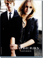 70112_EmmaWatson_BurberryAutumn2009Campaign03_122_201lo