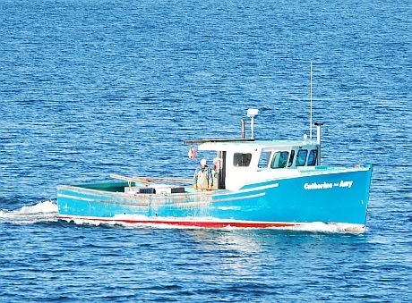 [fishing boat 003[4].jpg]