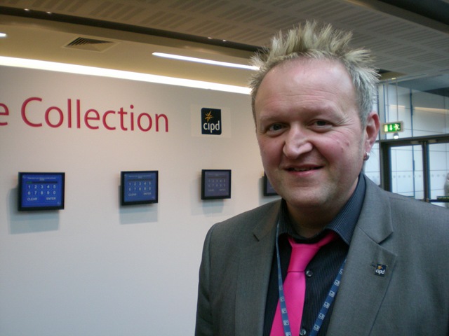 [DSCN18312.jpg]