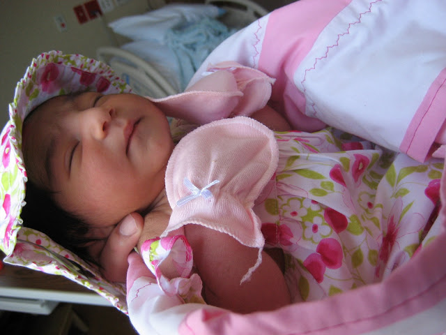 Sophia Yasmin Ali newborn pics