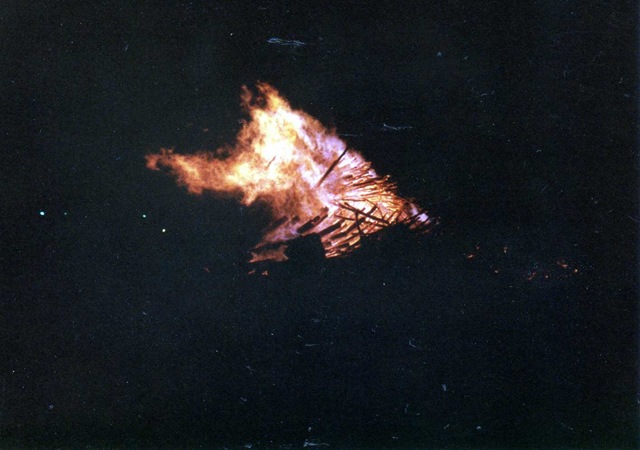[Bonfire91[4].jpg]