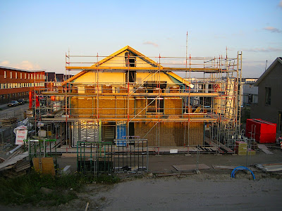 Ons nieuwe huis heeft een dak!