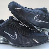 Nike Shox R4 17