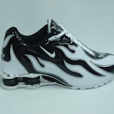 Nike Shox R4 Torch 13