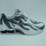 Nike Shox R4 Torch 15