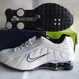 Nike Shox R4 AAA 02