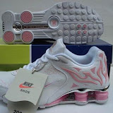 Nike Shox R4 Torch 38
