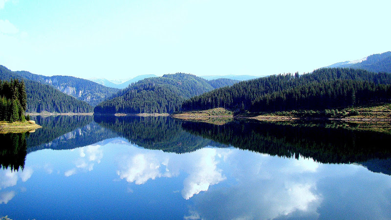 De văzut. Lacul Bolboci