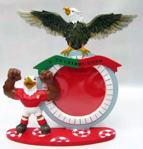 [Moldura Aguia Benfica[3].jpg]