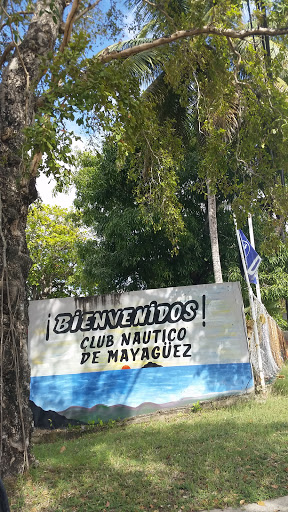 Mural Del Club  Náutico De Mayagüez
