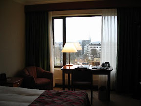 working-desk-at-the-window-1.jpg