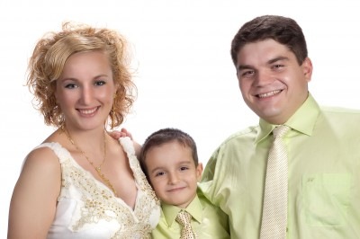 [happy family portrait[4].jpg]