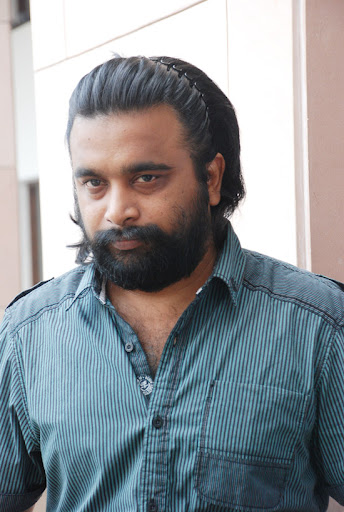 Eesan Press Meet Stills 3