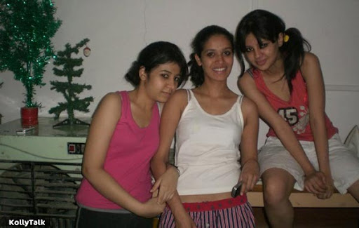 Dhoni Wife Sakshi
