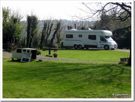 The little wooden caravan is for the Muscovy ducks to sleep in safe from predators.