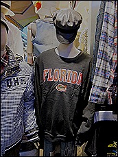 i almost bought the red one, i would be the only person to have a red gator shirt